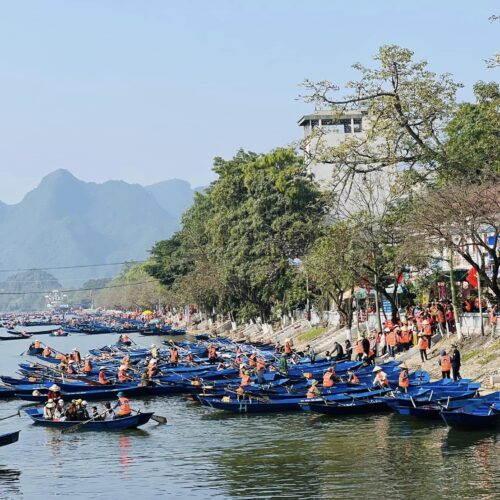 Lựa Chọn Địa Điểm Tổ Chức Gala Dinner Lý Tưởng Khi Đi Du Lịch Bái Đính 2 Ngày 1 Đêm 