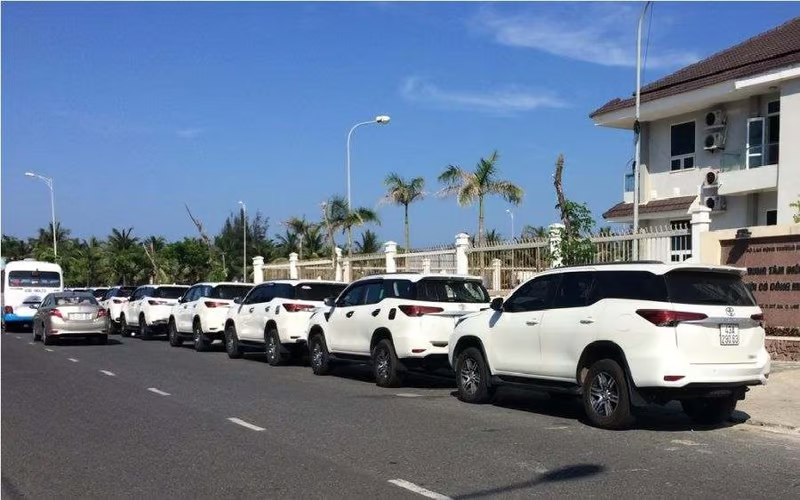 Book Your Taxi in Saigon Through DiDu.vn Today